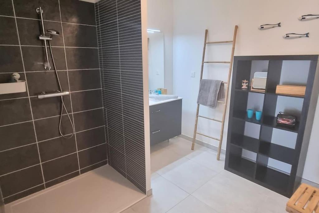 Le Segreto Deco Sur Les Quais 2 Parkings Prives Neuf Appartement Sète Buitenkant foto